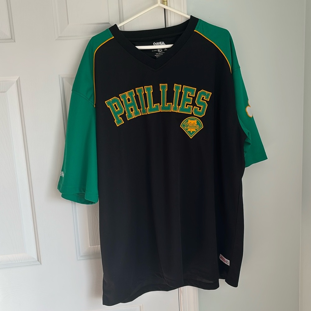 Philadelphia Phillies green and black jersey 2XL